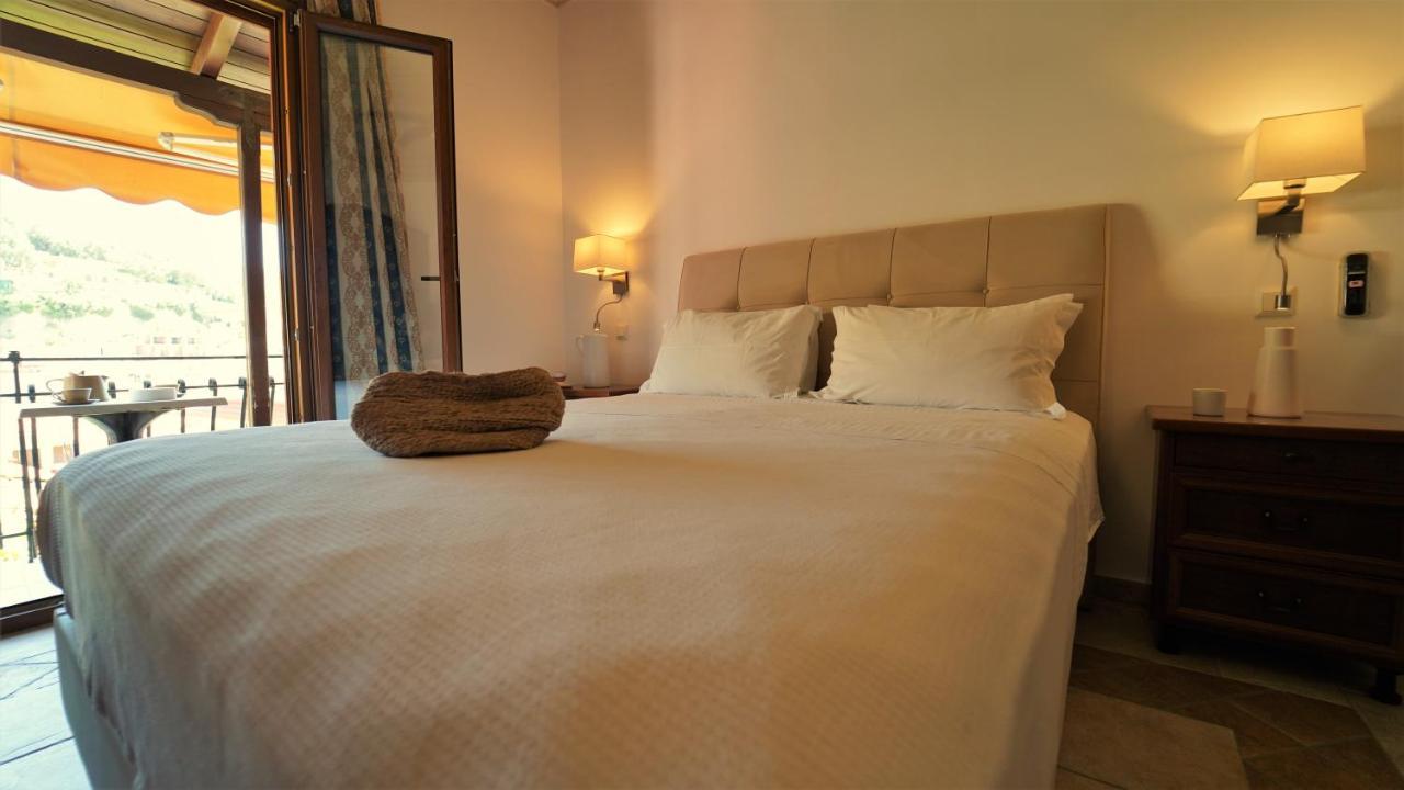 Hotel Tourist Parga Luaran gambar
