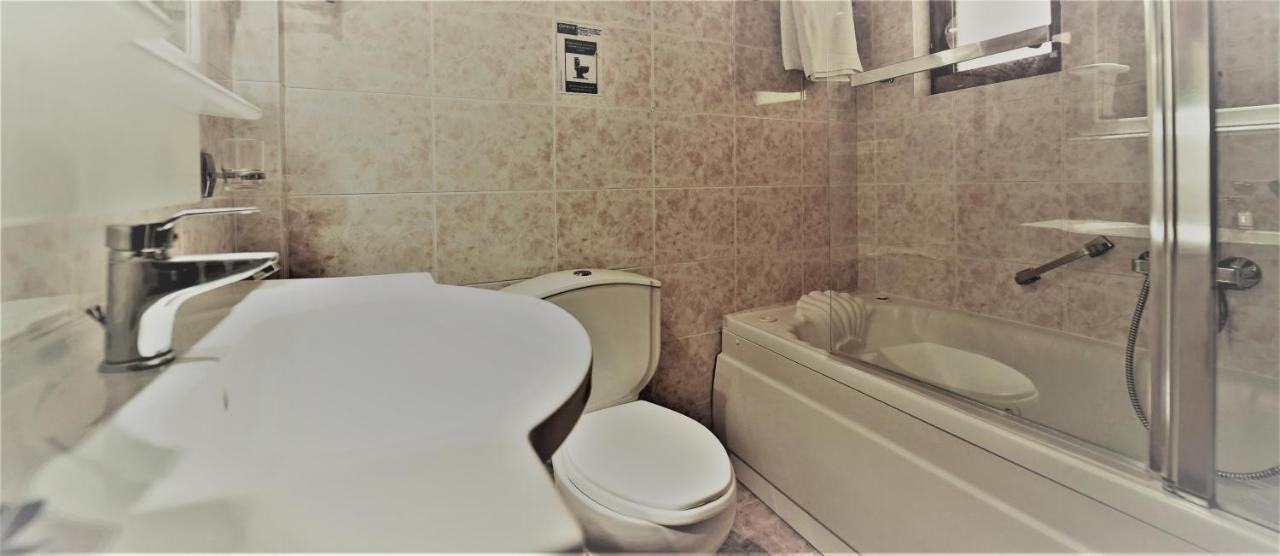 Hotel Tourist Parga Luaran gambar